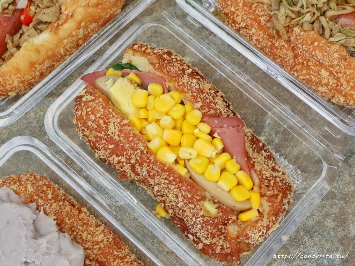 台中秒殺級營養三明治!爆餡芋卷吃得到芋頭塊,招牌菜脯香腸料多超飽足 台中秒殺級營養三明治!爆餡芋卷吃得到芋頭塊,招牌菜脯香腸料多超飽足
