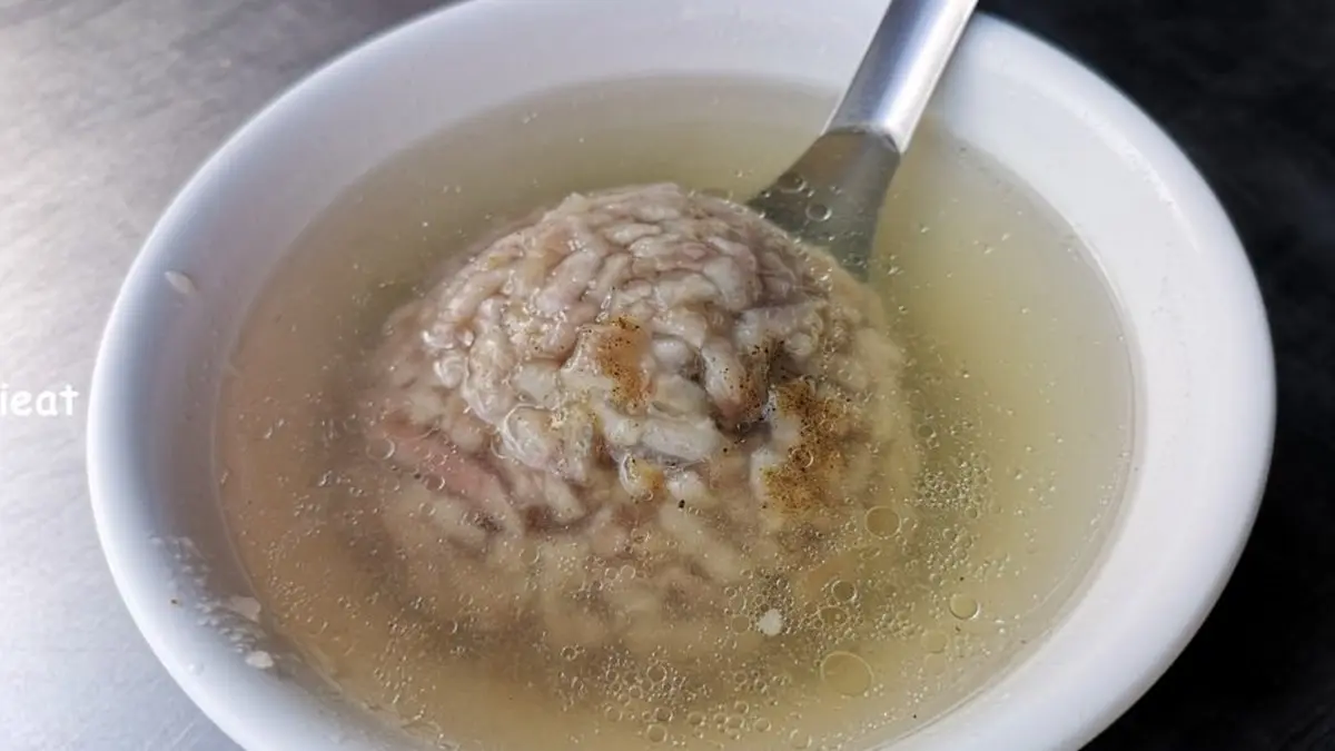 在地人最愛！鹿港第一市場６攤古早味：隱藏版鴨肉冬粉、50年芋丸湯、百年水晶餃