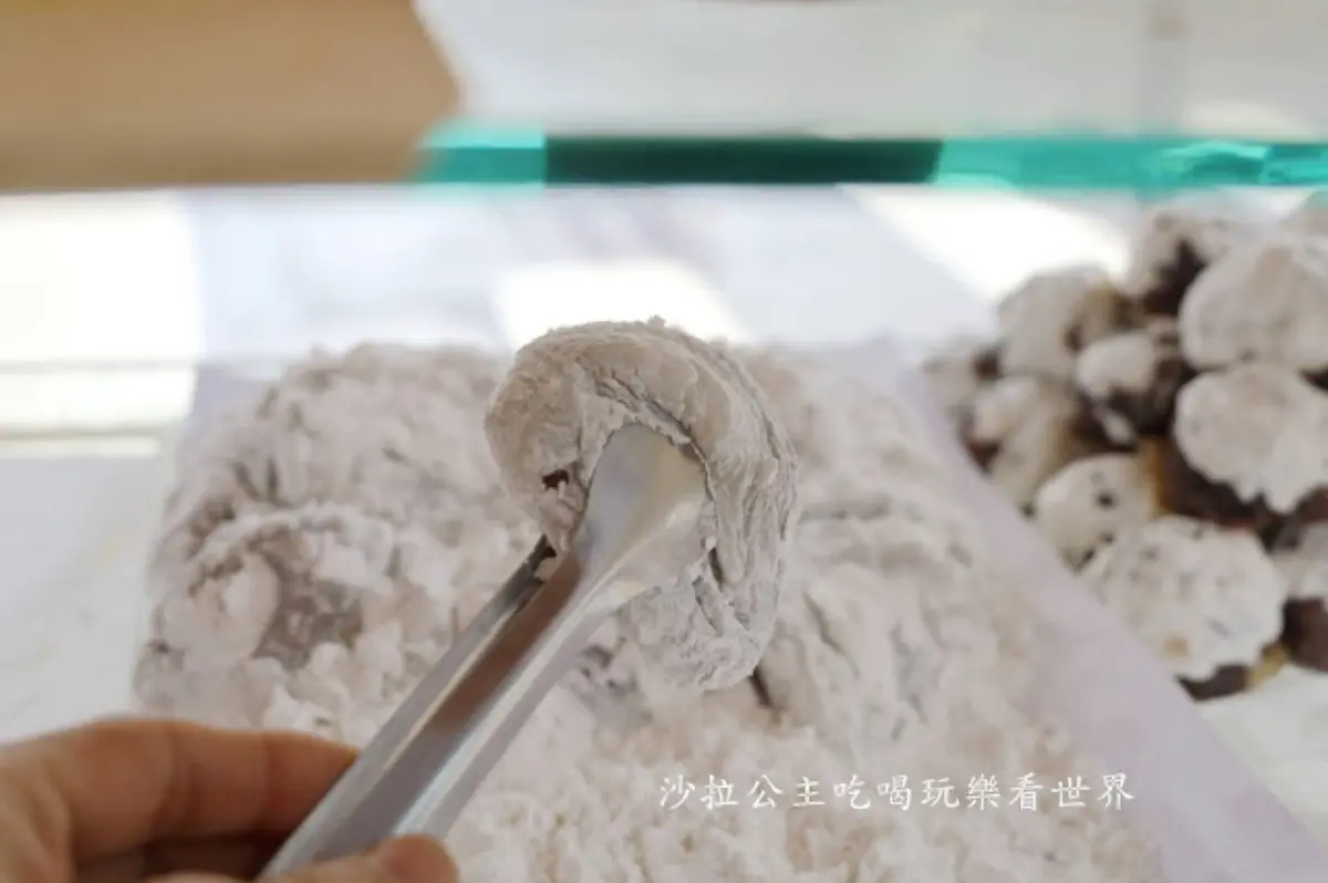 超懷念街邊小推車日式點心！限量麻糬晚來搶不到，「白頭翁」紅豆扎實也必買