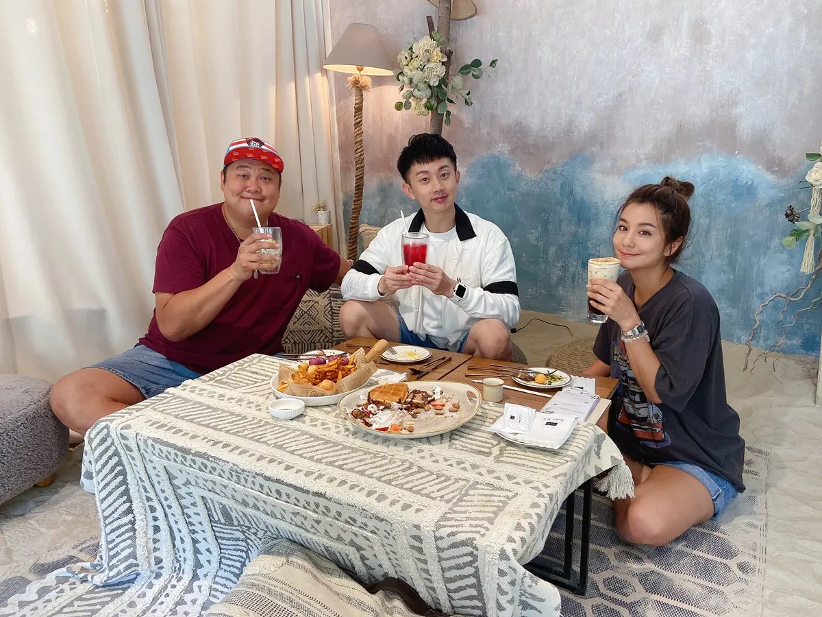 食尚一姐莎莎「最後１集」！不捨「全世界最幸福工作」，4/6首播APP、FB有彩蛋