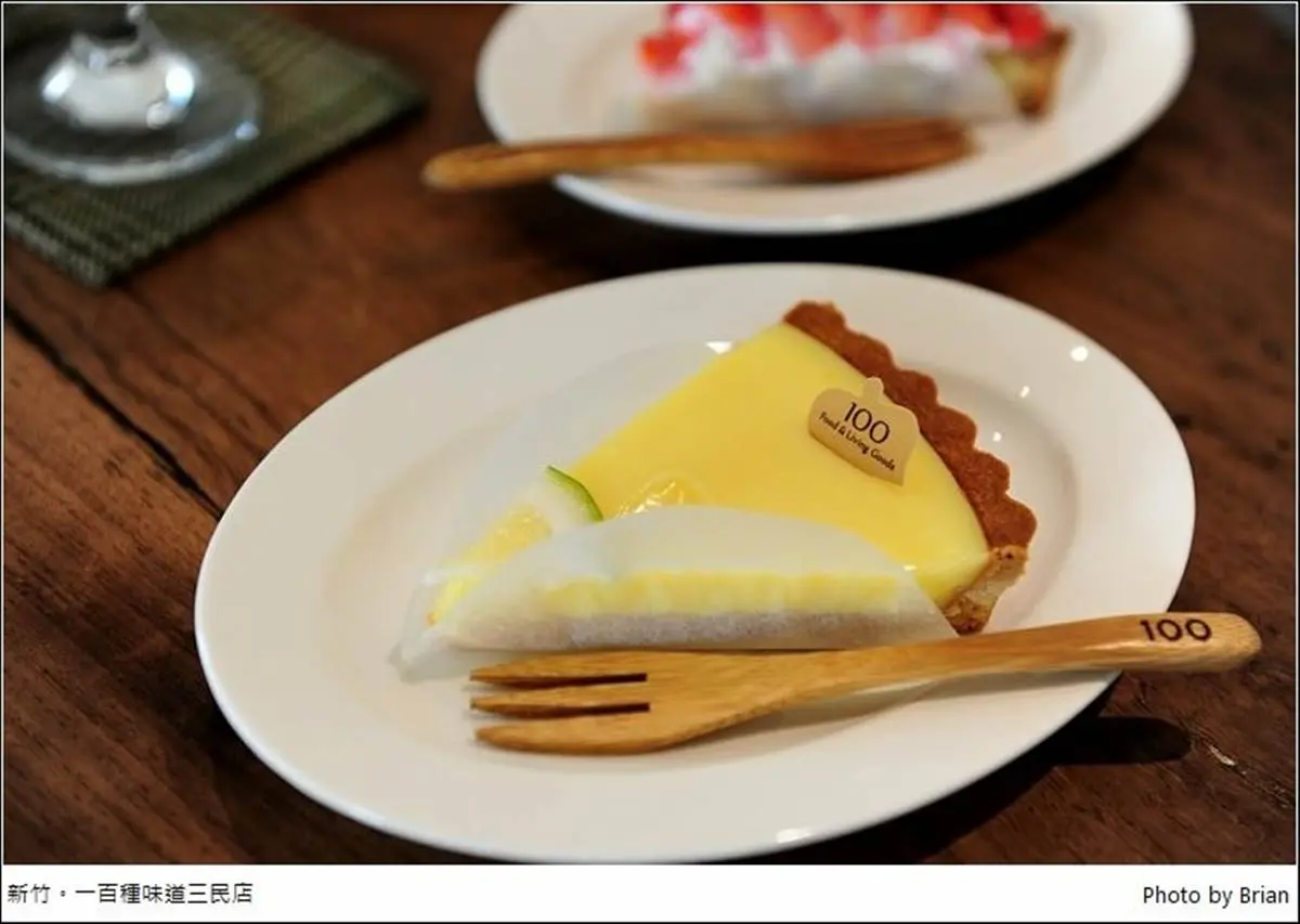 IG必拍！新竹７家網美系甜點店：露天泳池享Q萌鬆餅、花窗老宅吃７層戚風小山丘