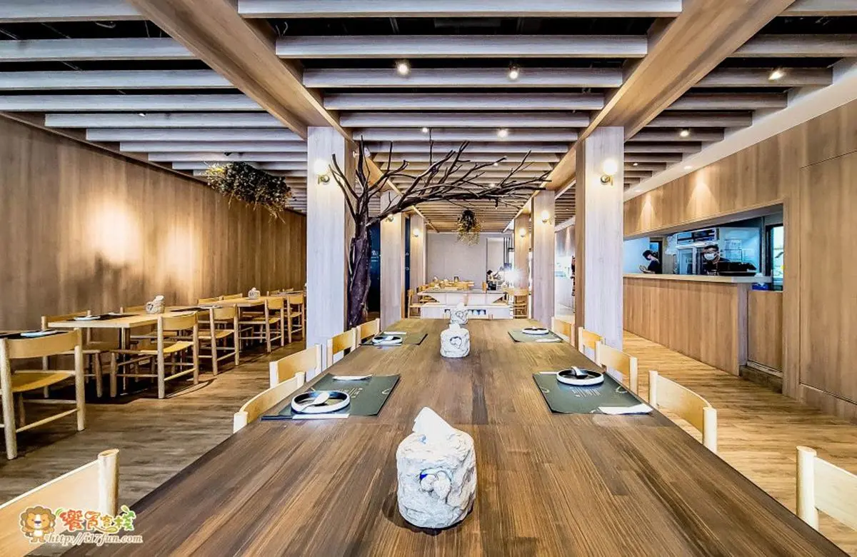 【新開店】第2鍋半價!網美系小火鍋主打「法式湯底」,50種飲品選項不輸飲料店 【新開店】第2鍋半價!網美系小火鍋主打「法式湯底」,50種飲品選項不輸飲料店