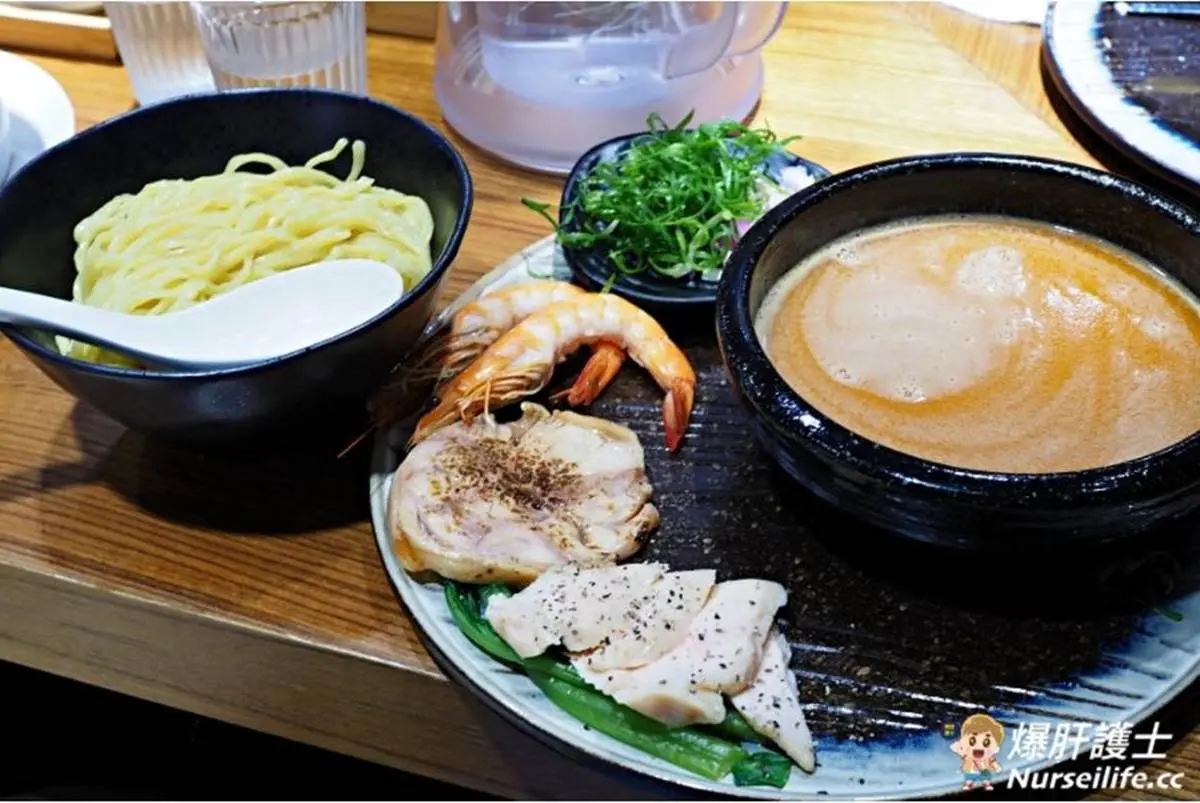 排隊也要吃！天母５家老饕點名拉麵：每日限量25碗、免費加２次麵、熬煮８小時湯頭