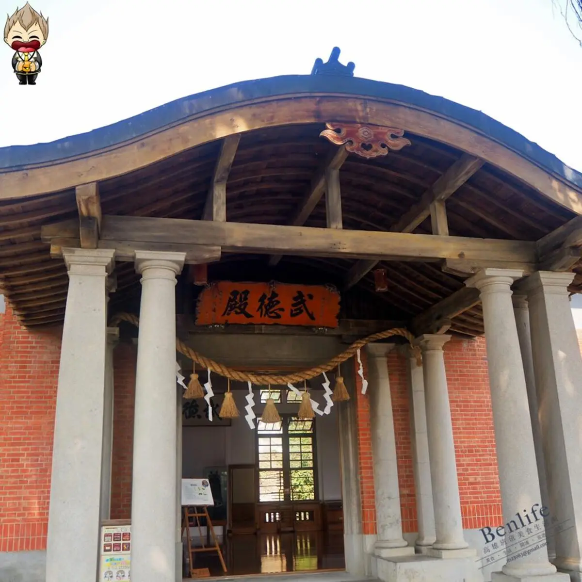 高雄輕軌「哈瑪星→軟體園區」８打卡點：純白旋轉橋、最美玫瑰聖母堂，順路吃７美食