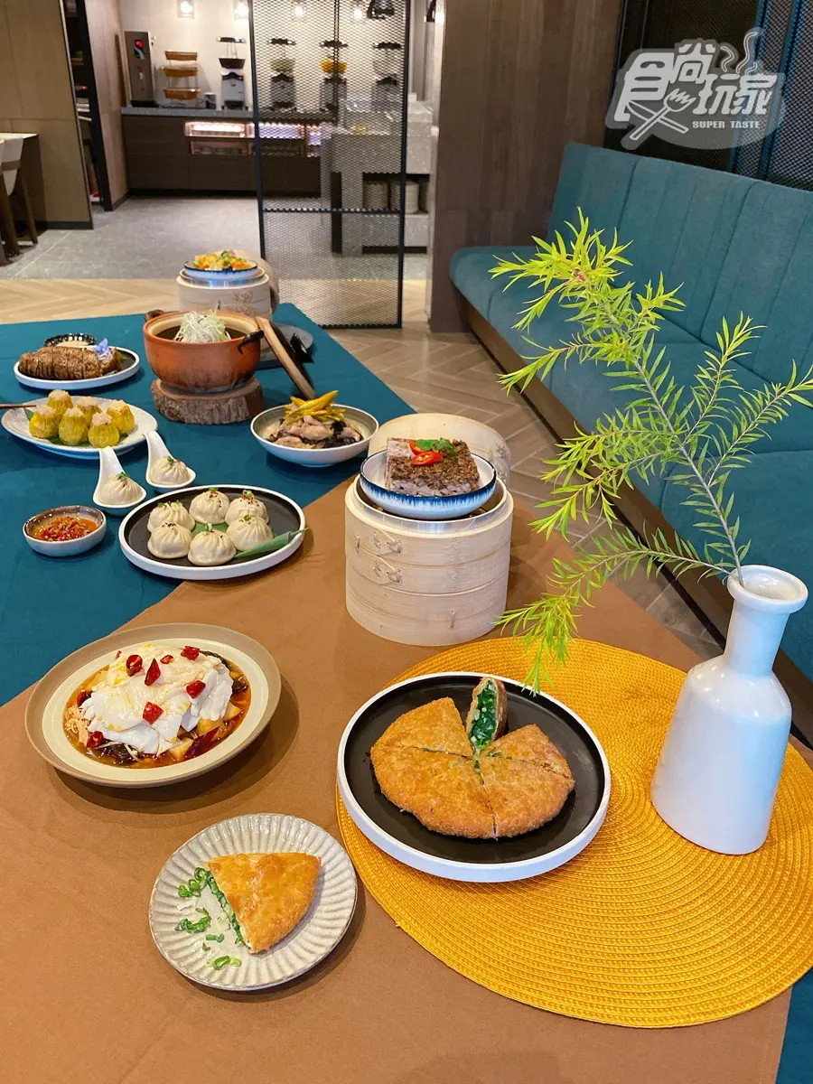 【新開店】全台獨有「山海景」無邊際泳池!這旅宿有手搖飲店爽喝,早餐就有港點吃到飽 【新開店】全台獨有「山海景」無邊際泳池!這旅宿有手搖飲店爽喝,早餐就有港點吃到飽