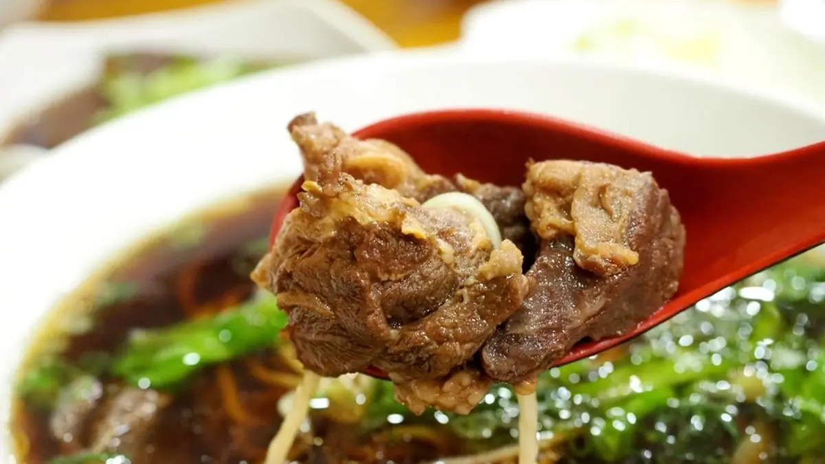 飄香超過40年!台北6家老字號牛肉麵:24小時營業、本土黃牛乾拌麵、限量牛筋 飄香超過40年!台北6家老字號牛肉麵:24小時營業、本土黃牛乾拌麵、限量牛筋