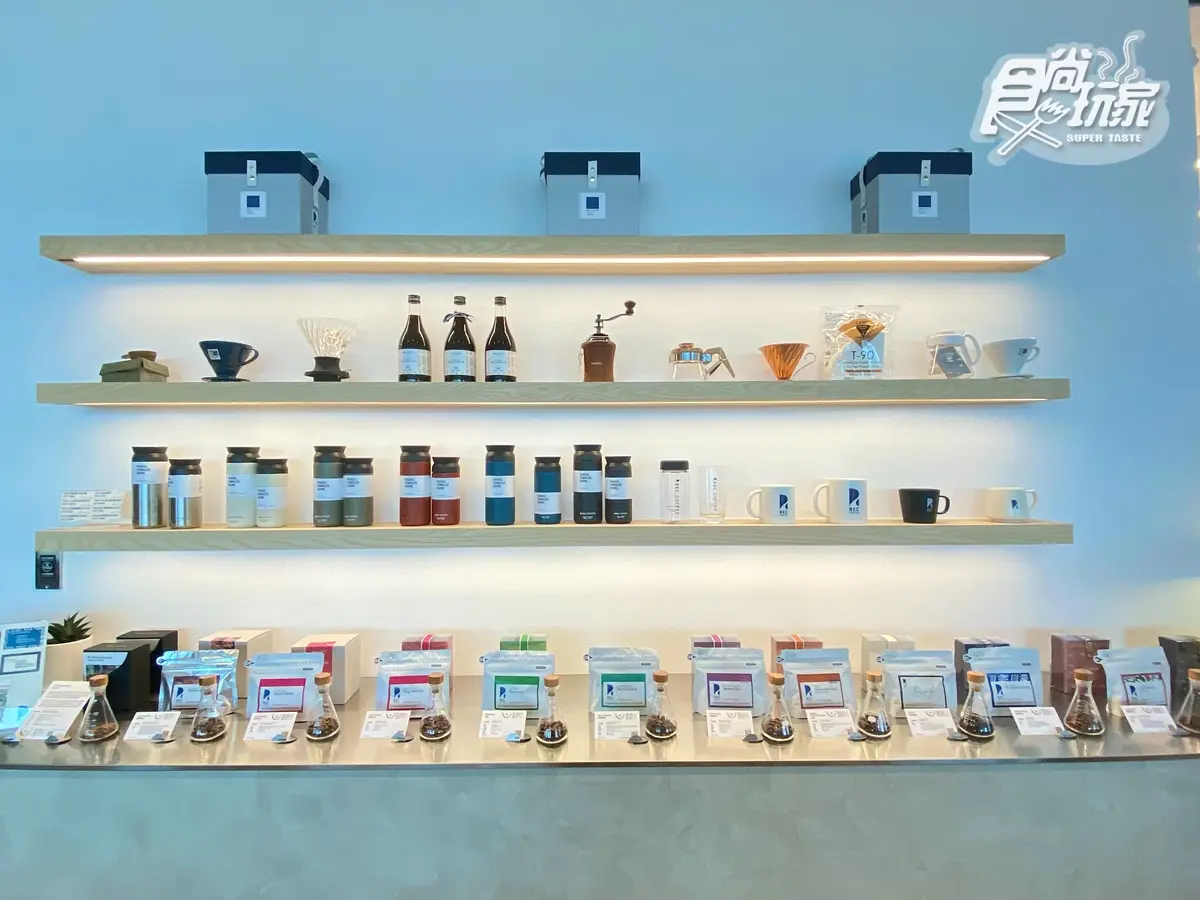 【新開店】26樓高空喝咖啡！日本世界級「REC COFFEE」在台中，獨家餐點、候位須知６大直擊