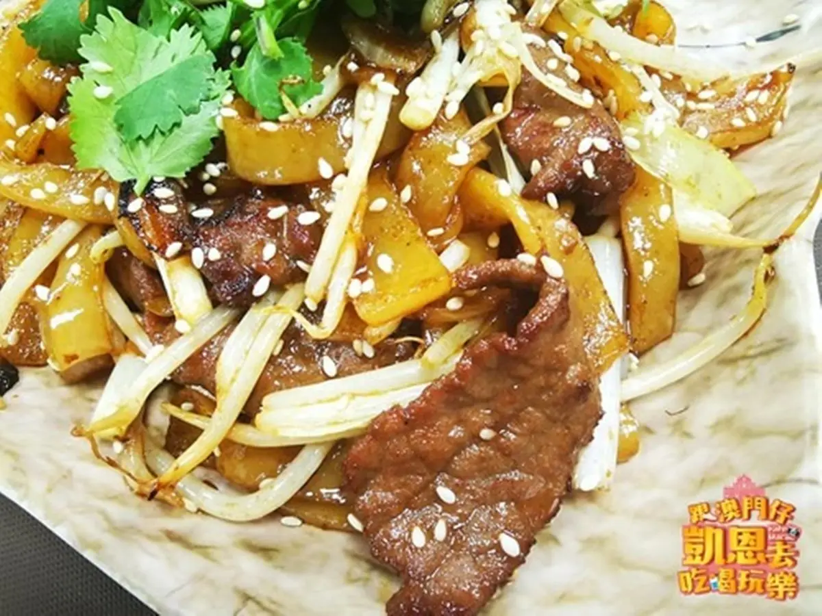 中捷美食全攻略！「水安宮站→豐樂公園站」16家：活龍蝦粥、滿料麵線、鰻魚桶飯