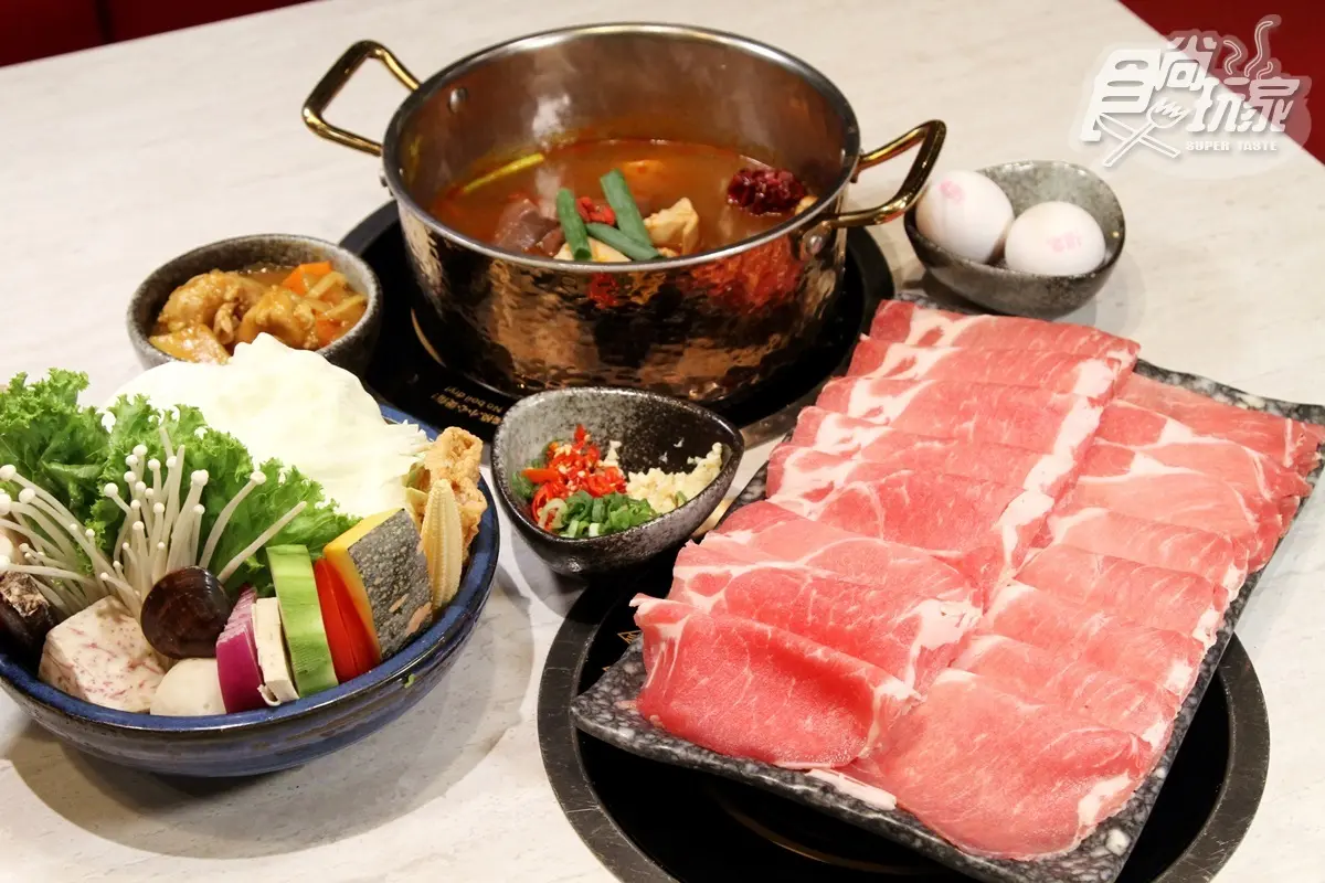 【新開店】點鍋送海鮮船！全台最潮沙茶火鍋插旗台南，浮誇霸王餐吃得到２龍蝦、大牡蠣