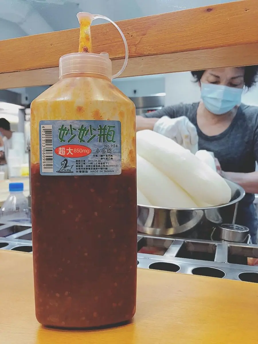 從餐車紅到開店!古早味甜不辣「獨門熬醬」別處吃不到,紅糟肉圓外脆內Q也要點 從餐車紅到開店!古早味甜不辣「獨門熬醬」別處吃不到,紅糟肉圓外脆內Q也要點