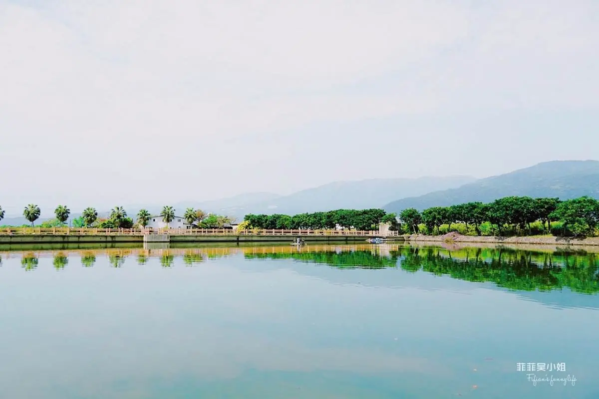 小朋友玩好嗨！宜蘭生態園區體驗釣魚、魚丸DIY，還能吃巨無霸鹽烤魚、火燒蝦