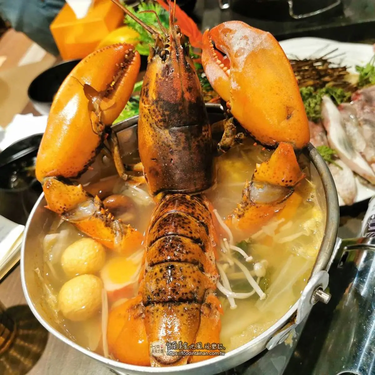 【新開店】鮮蚵放題只要199起！台南浮誇３倍體牡蠣任你吃，４人同行限定加碼送龍蝦