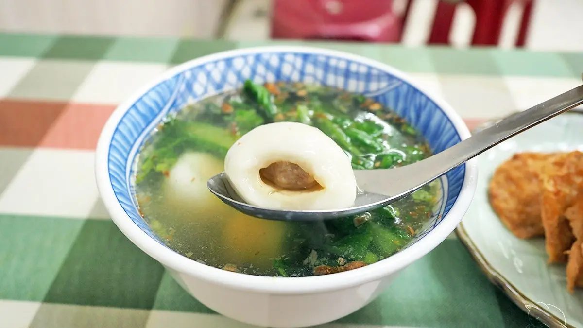 元宵節還能吃餃子招財?米其林鮮肉湯圓vs.一甲子炸水餃,雙北7家老字號PK 新莊人的回憶!6家50年起跳老字號美食:鎮店級牛腩鍋、百年芋粿巧、水蒸元寶綠豆糕