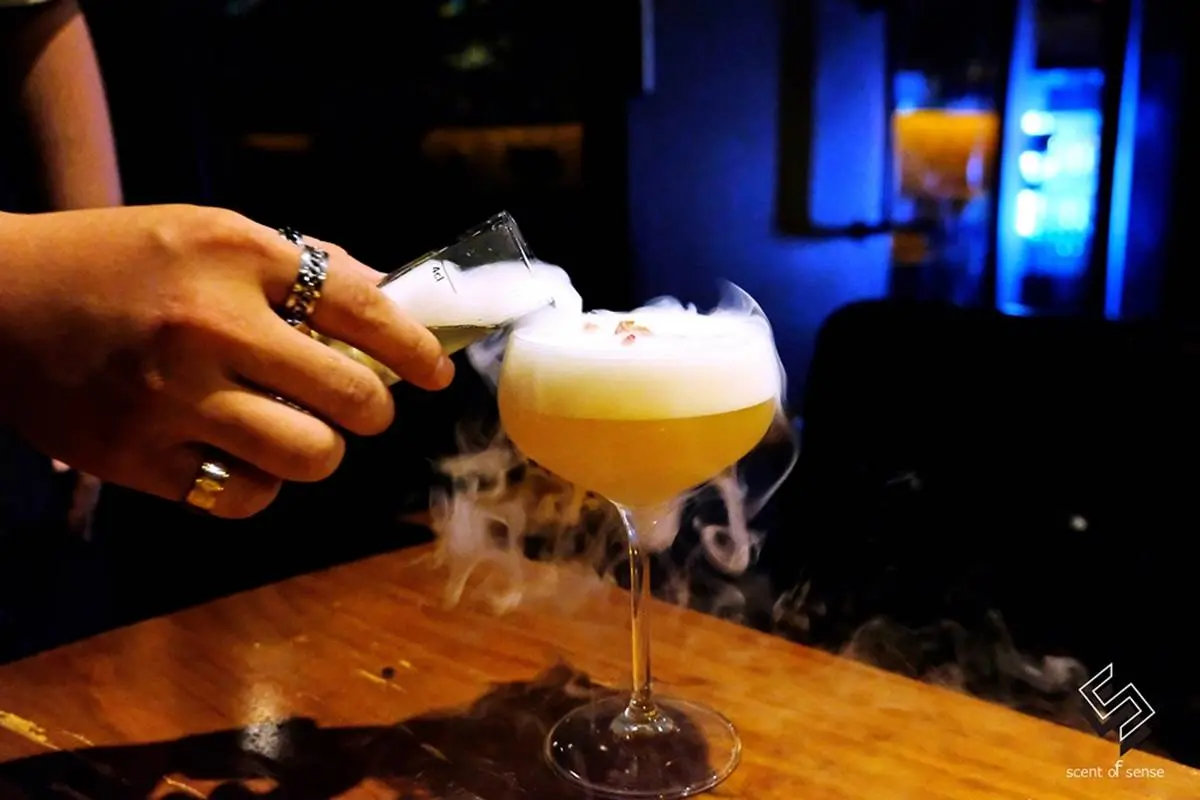 水水來Chill！中山區３家網美系酒吧：水族箱吧檯、復古「當鋪」、美式仿舊磚牆