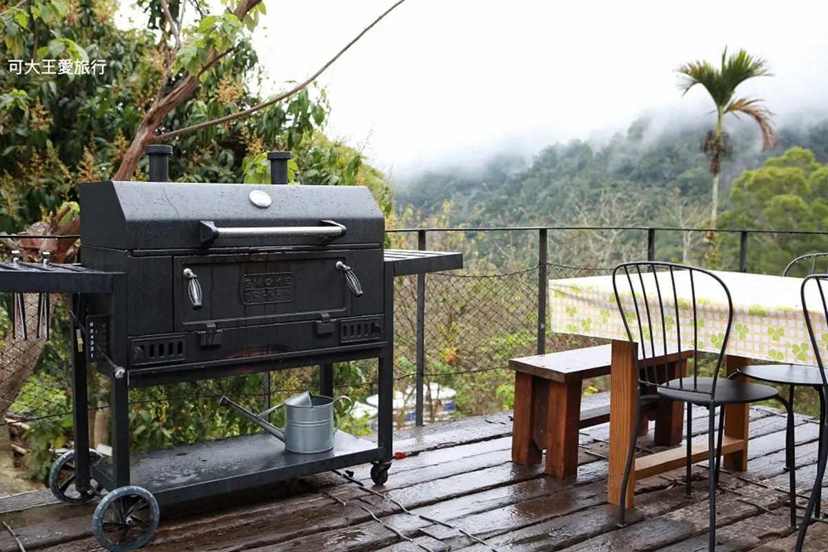 武俠客棧住一晚！復古民宿每人1400就能包棟，享廚房可BBQ、小孩還能體驗餵小馬