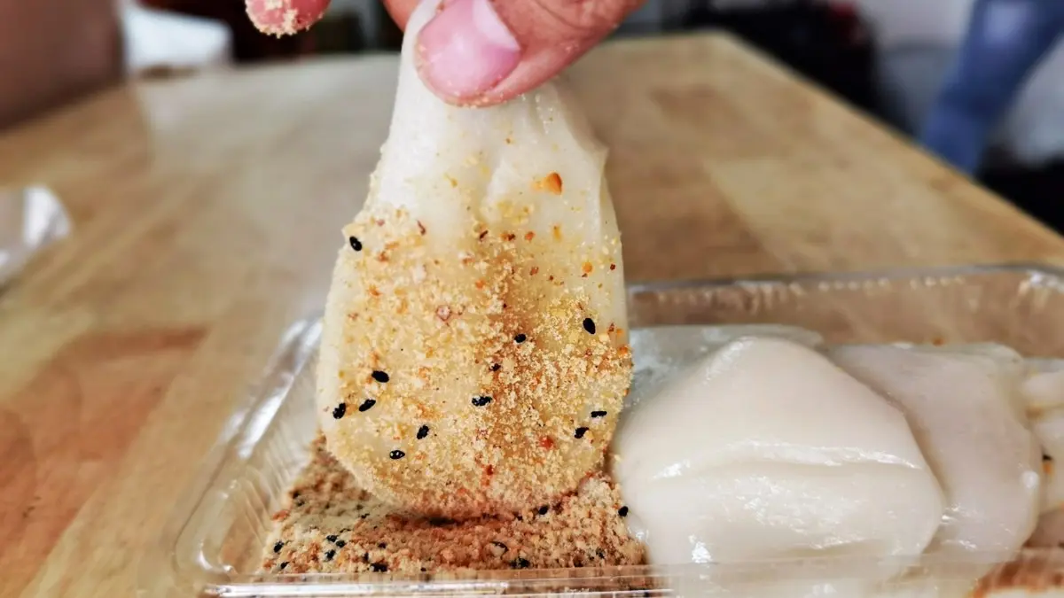 【食尚首播】草屯人認證４家超欠吃麻糬：芋泥花生雙餡、XO辣干貝口味、自家手炒內餡