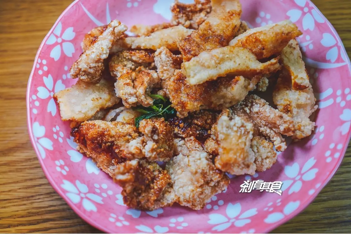 防疫還能省荷包！台中外帶、外送優惠16家：旋轉蛋包飯、鮭魚卵和牛壽司、軟綿芋頭捲
