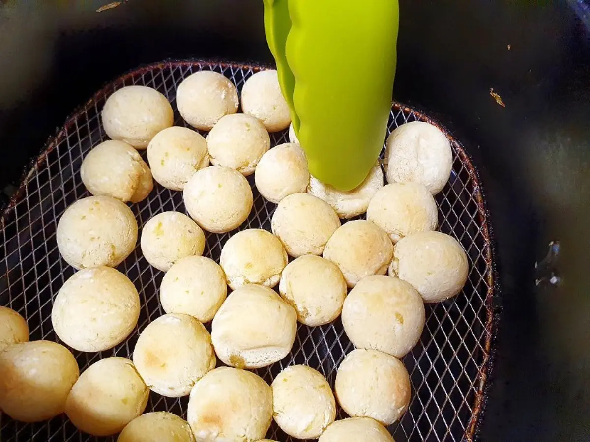 小孩會愛！３道氣炸鍋點心超簡單：夜市級地瓜球、夢幻蕾絲蛋捲、香酥葡式蛋塔