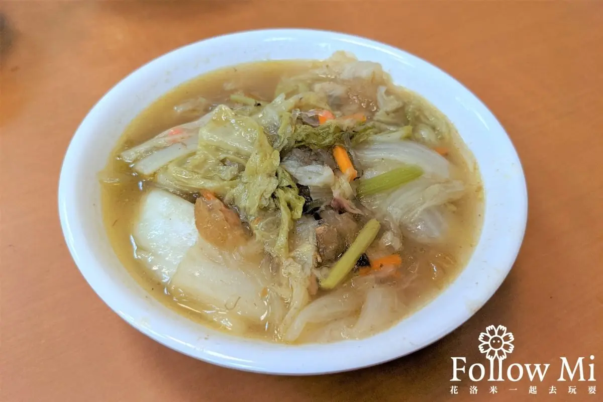 美食願望清單＋1！晴光市場「滷肉飯」亞洲爭光，手切滷肉肥瘦適中、白菜滷超鮮甜