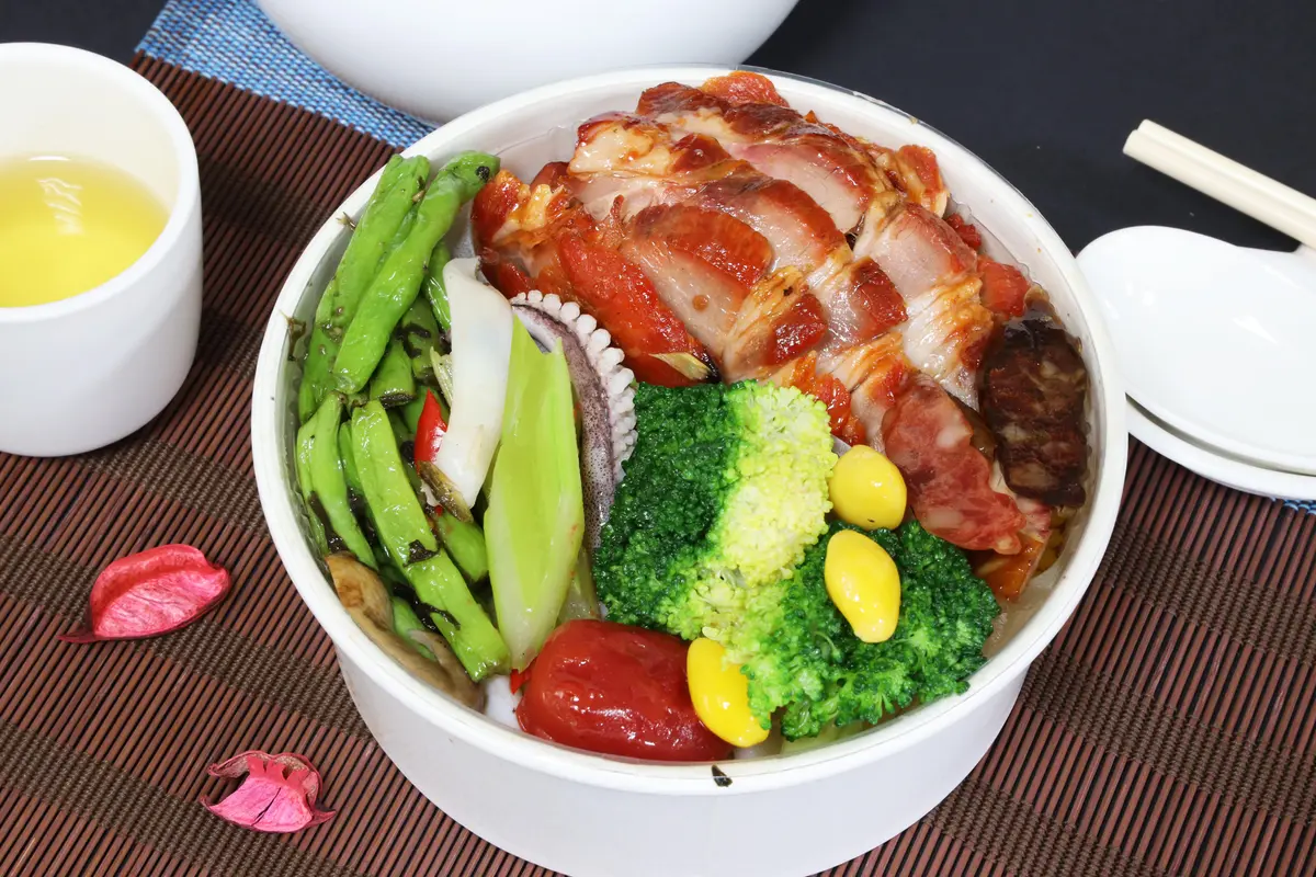 全台22家飯店、吃到飽夯店外帶！100元五星級便當在家吃，還有免下車「得來速」