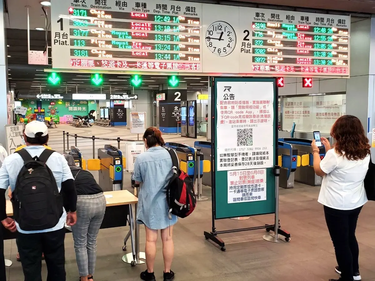 降第二級、升第四級警戒「預測指標」曝光！醫界最擔心１縣市，別每天只緊盯新增確診數