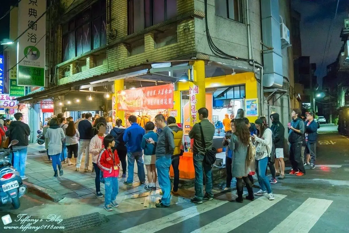 飄香近30年冠軍烤鴨!十多種香料醃入味再炭烤,皮脆肉Juicy一吃停不下 飄香近30年冠軍烤鴨!十多種香料醃入味再炭烤,皮脆肉Juicy一吃停不下
