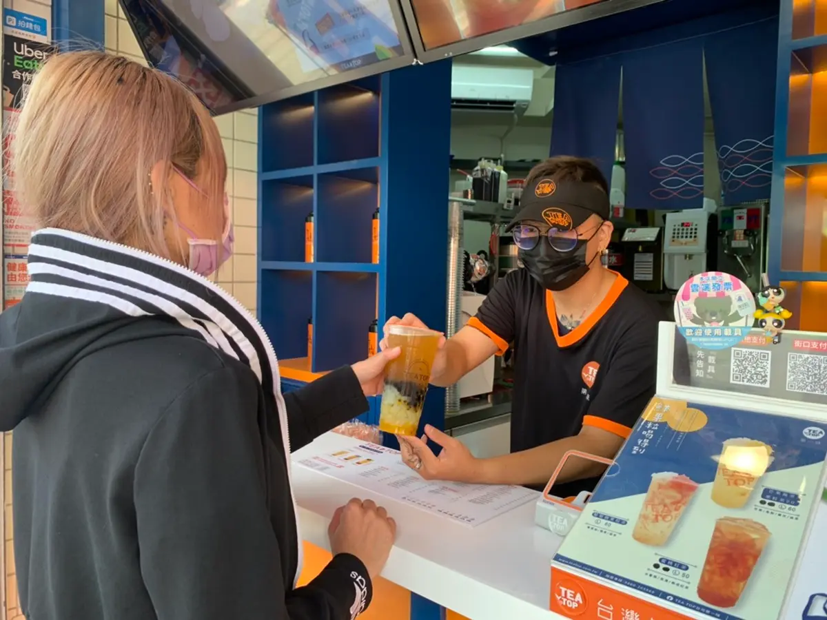 7-11連3天CITY系列第3杯0元!520飲品優惠:喊出520手搖半價、全家咖啡買一送一 7-11連3天CITY系列第3杯0元!520飲品優惠:喊出520手搖半價、全家咖啡買一送一