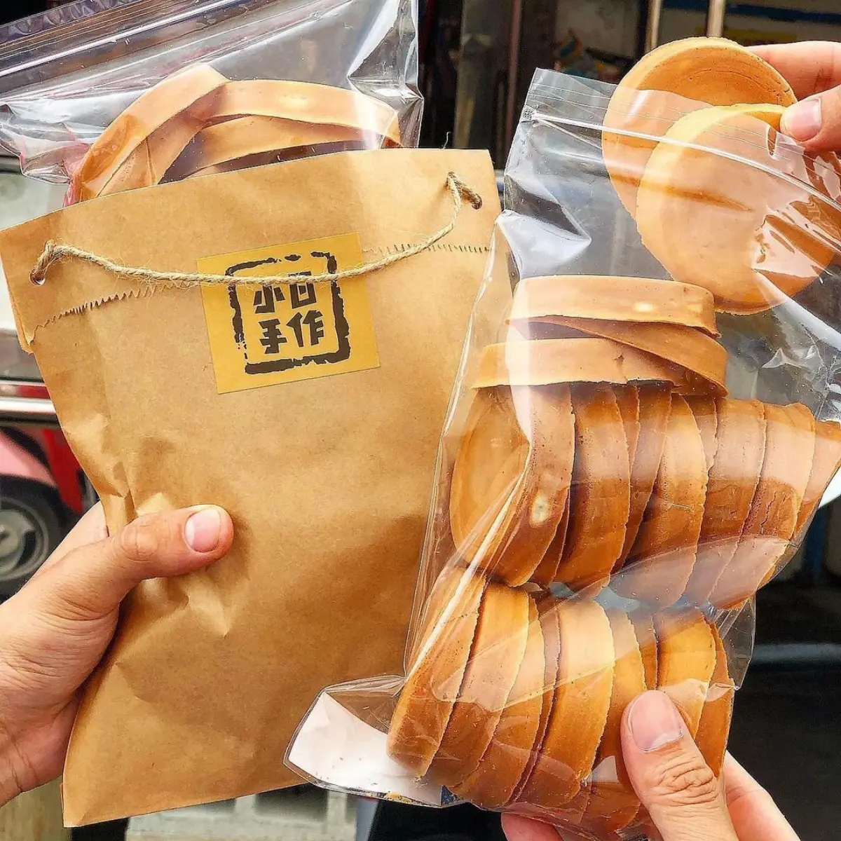 車輪餅只吃殼!現烤「銅殼餅」酥脆可口超唰嘴,夾入冰淇淋太犯規 車輪餅只吃殼!現烤「銅殼餅」酥脆可口超唰嘴,夾入冰淇淋太犯規