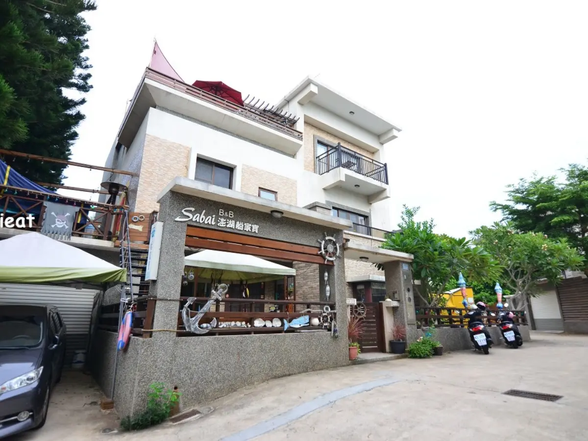 水水度假必住！澎湖10大IG打卡民宿：摩洛哥城堡、露天SPA池、摩西分海第一排