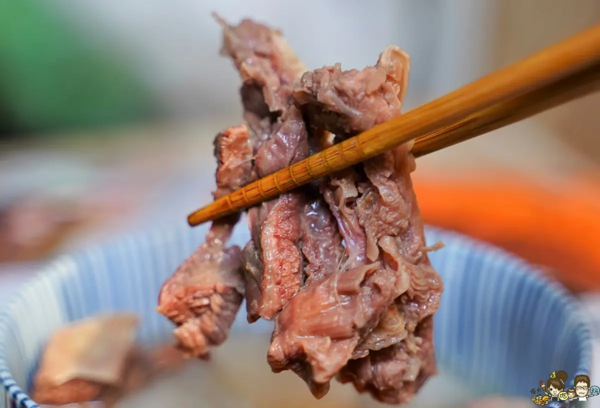 懶人備餐法！開箱８款宅配料理包：整隻骨髓羊肉爐、50年牛肉麵、老市場上海菜