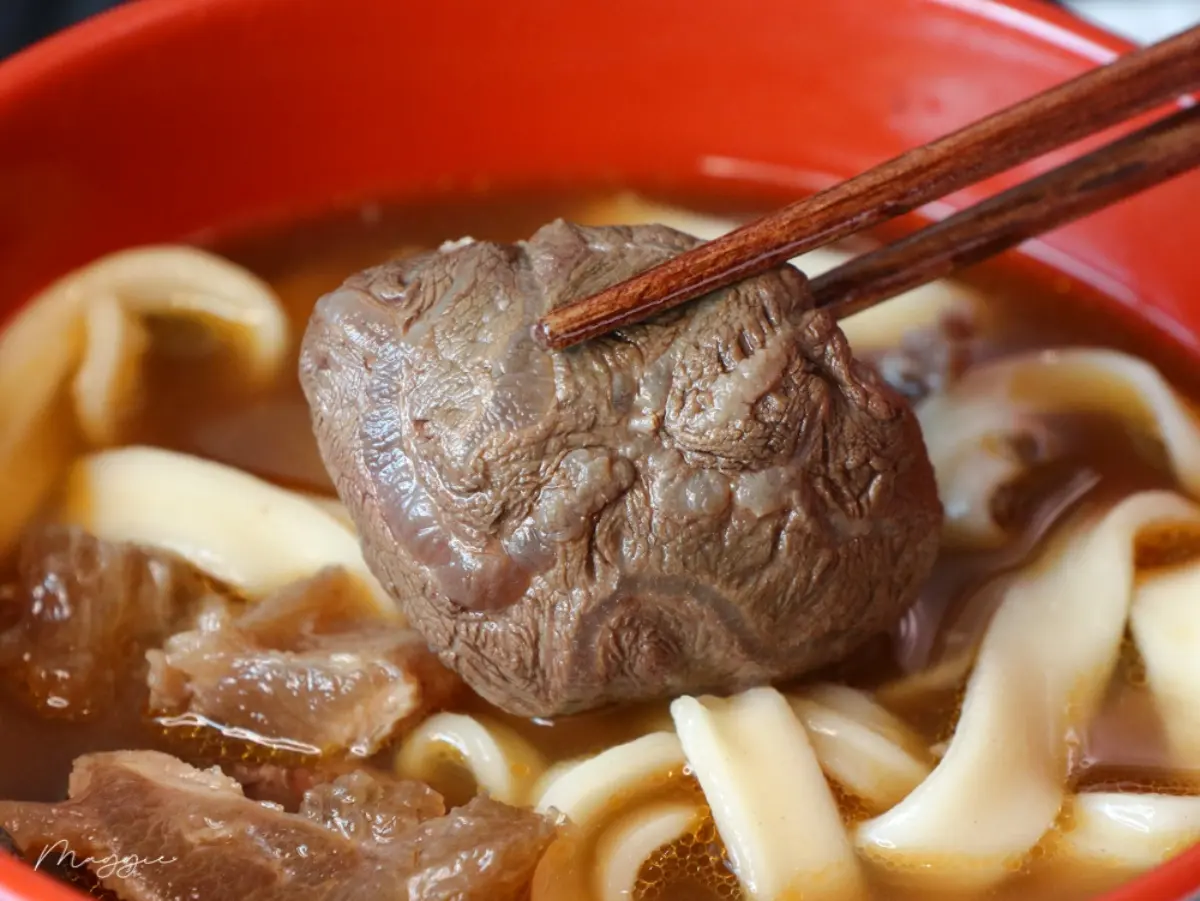 懶人備餐法！開箱８款宅配料理包：整隻骨髓羊肉爐、50年牛肉麵、老市場上海菜