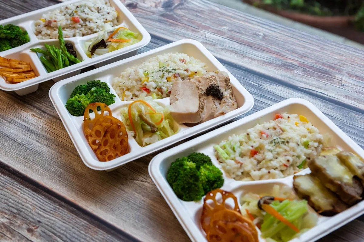 全台36家「外帶美食」好康!手搖飲半價、火鍋買一送一、飯店便當出示防疫App打折 全台36家「外帶美食」好康!手搖飲半價、火鍋買一送一、飯店便當出示防疫App打折