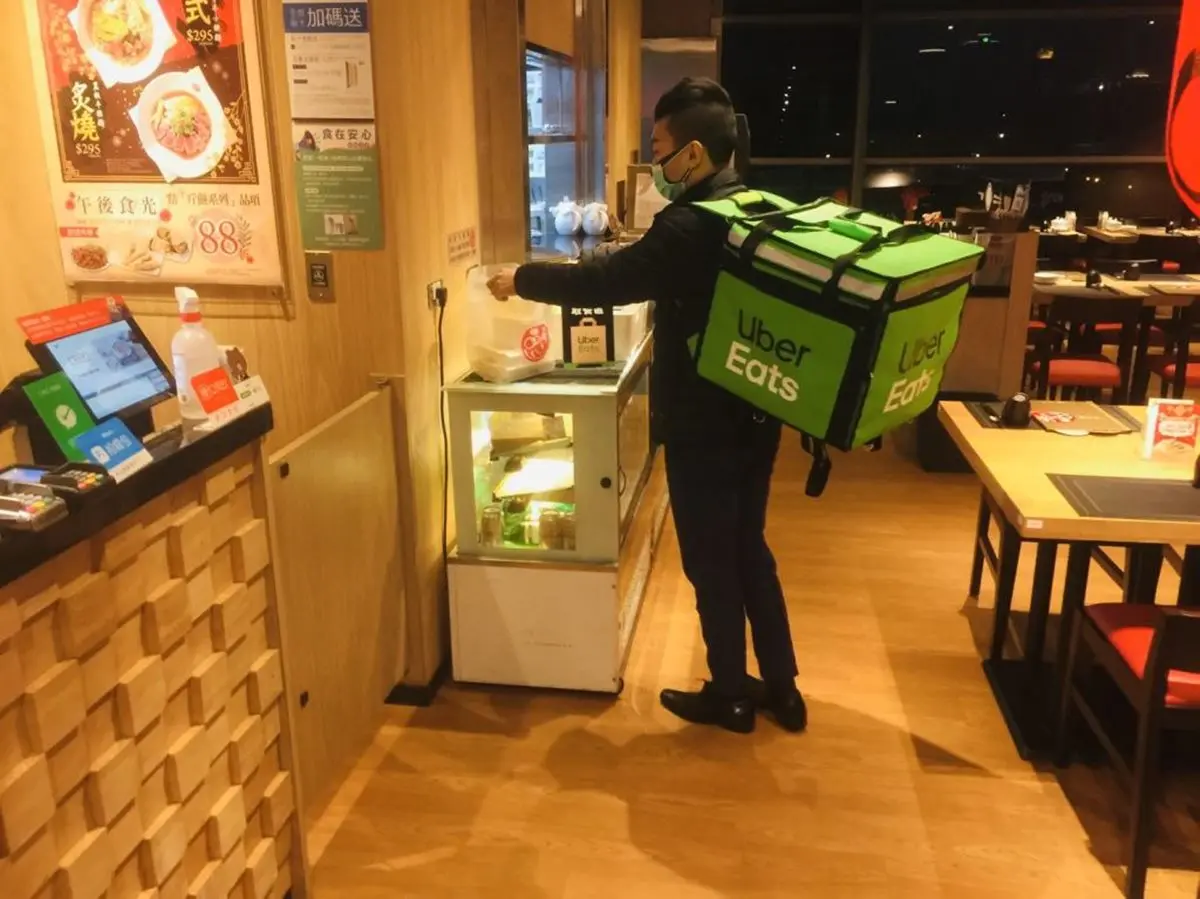 雙北將進行「四級警戒兵推」!禁宅配、外送、非必要不能外出,只有這7類人可出門 雙北將進行「四級警戒兵推」!禁宅配、外送、非必要不能外出,只有這7類人可出門