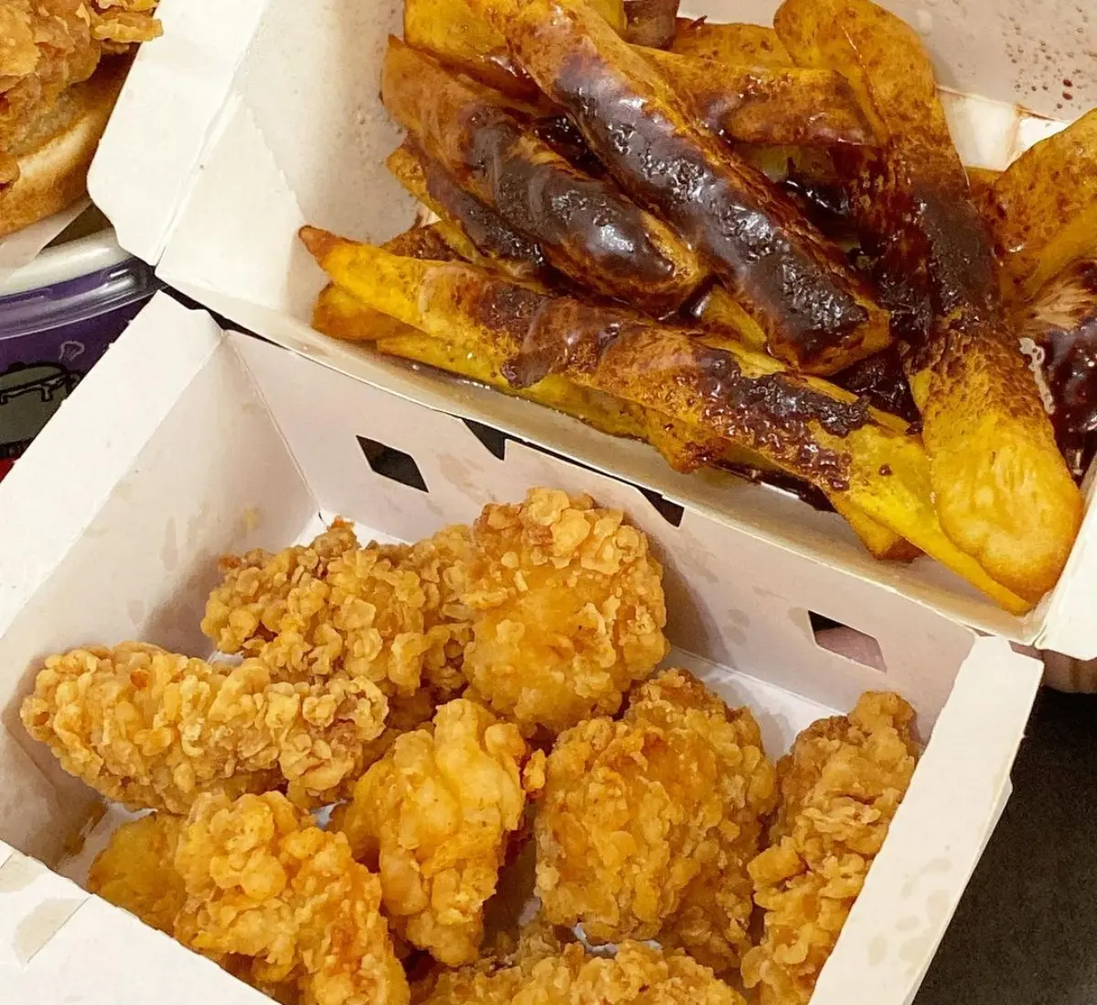 可可+煉乳太犯規!丹丹漢堡推「可可黑金薯」,搭配赤肉麵線焿、熱狗100元有找 可可+煉乳太犯規!丹丹漢堡推「可可黑金薯」,搭配赤肉麵線焿、熱狗100元有找