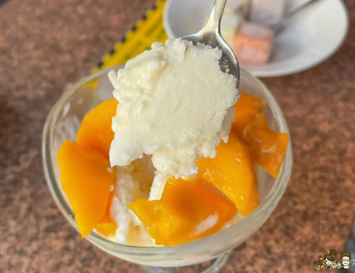 外帶回家消消暑!一甲子冰店必吃夏季限定「芒果牛乳霜」,兒時記憶芋仔冰還能宅配 外帶回家消消暑!一甲子冰店必吃夏季限定「芒果牛乳霜」,兒時記憶芋仔冰還能宅配