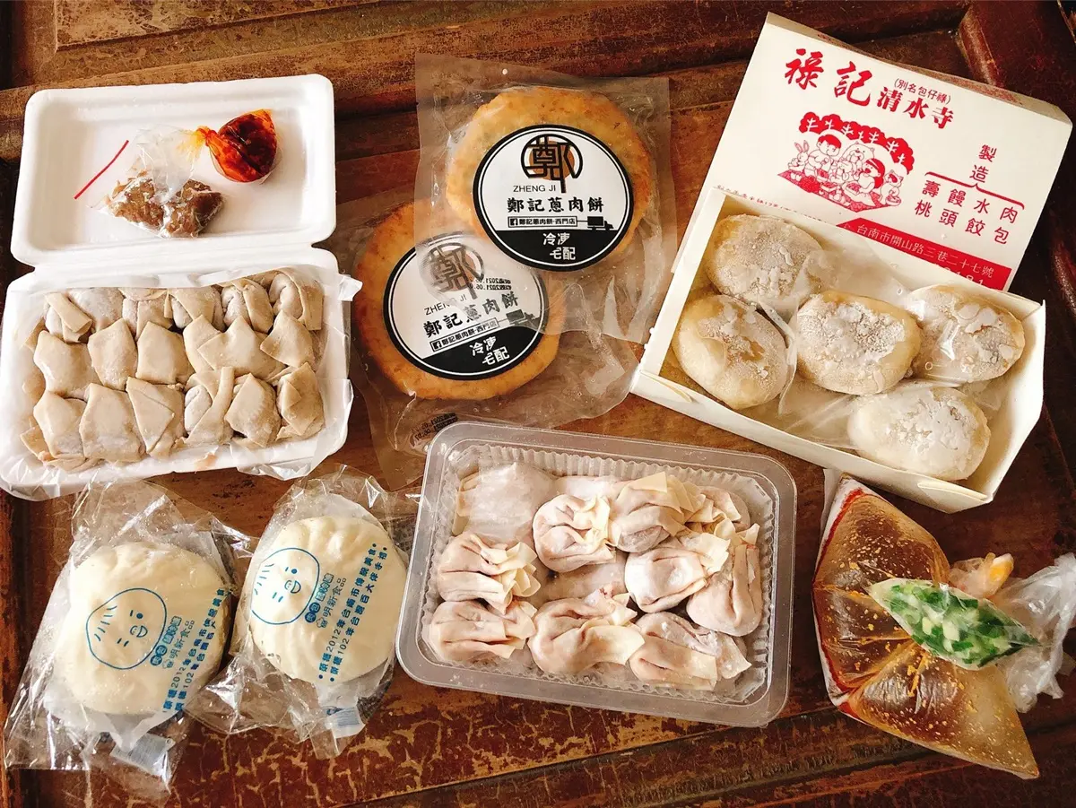 直接把台南搬回家!超過400歲6大老店美食組合包,還有「巨無霸豬飼料」超狂零食 直接把台南搬回家!超過400歲6大老店美食組合包,還有「巨無霸豬飼料」超狂零食
