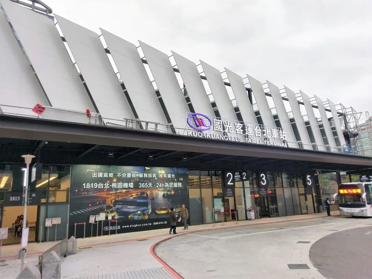 端午不回鄉！國道客運載客減量限２成+梅花座措施，乘客退票免手續費