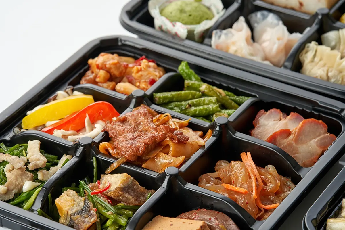 每道不到30元！超狂「27宮格港點吃到飽」在家爽嗑，燒賣、麻辣鴨血和叉燒都能吃