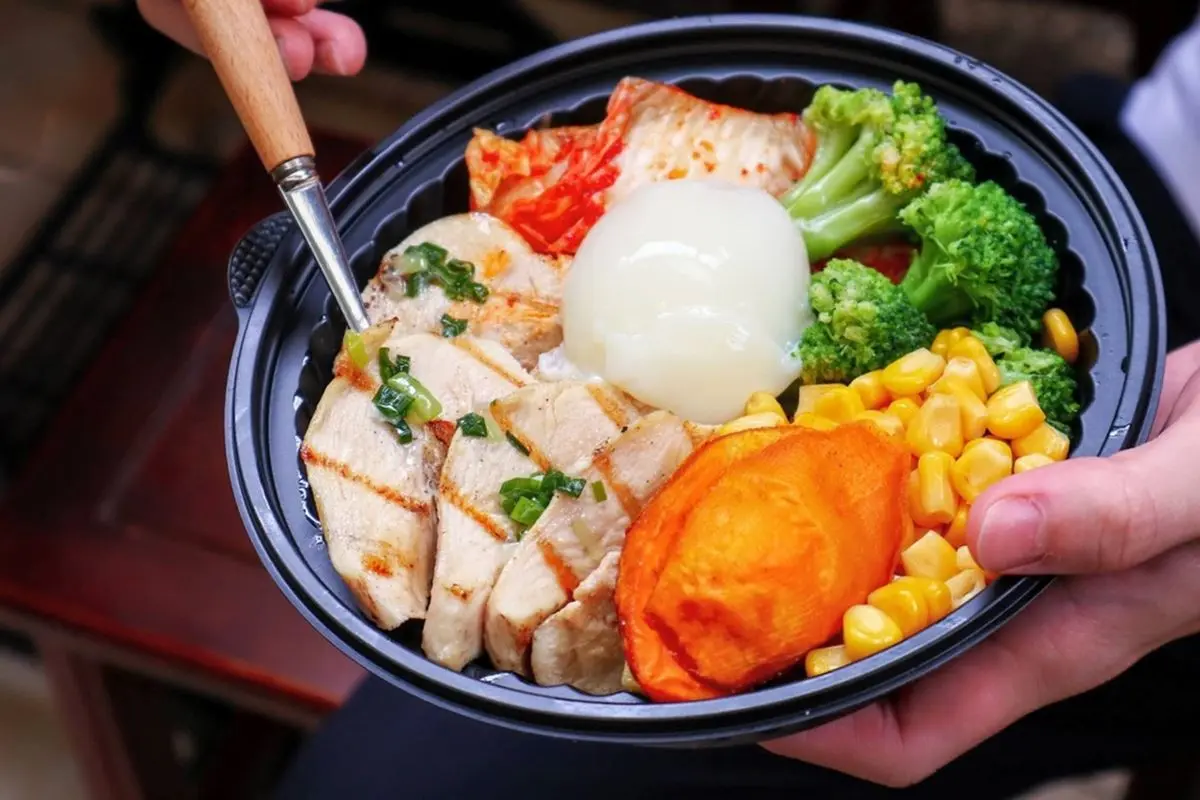 吃貨快筆記！北部９家滿料系外帶餐盒：韓式九宮格、浮誇蟹便當、150元雙魚飯