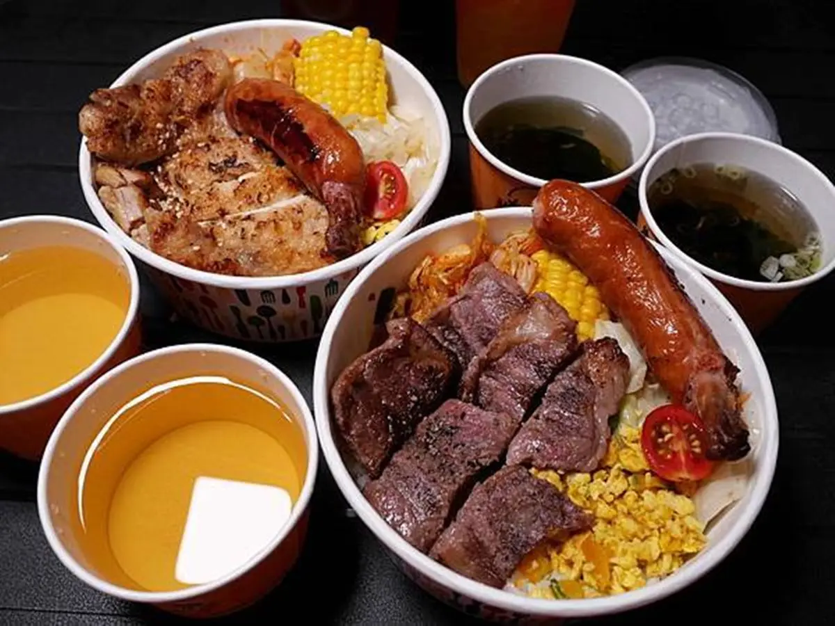 吃貨快筆記！北部９家滿料系外帶餐盒：韓式九宮格、浮誇蟹便當、150元雙魚飯