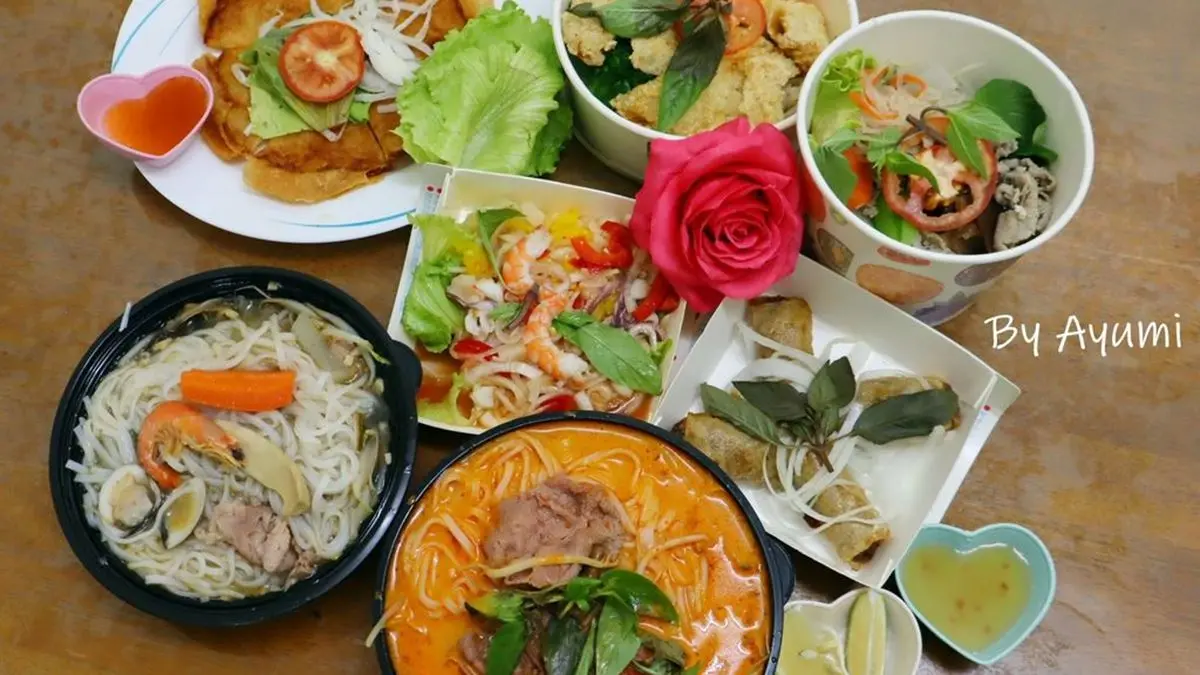 只要800元！超開胃越料「４人套餐」吃得到７道菜，大分量「酸辣咖哩河粉」重口味會愛