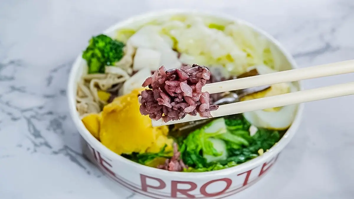 CP值超高！桃園６家百元大分量便當：４拼燒臘飯、50元排骨飯、多達18款主菜