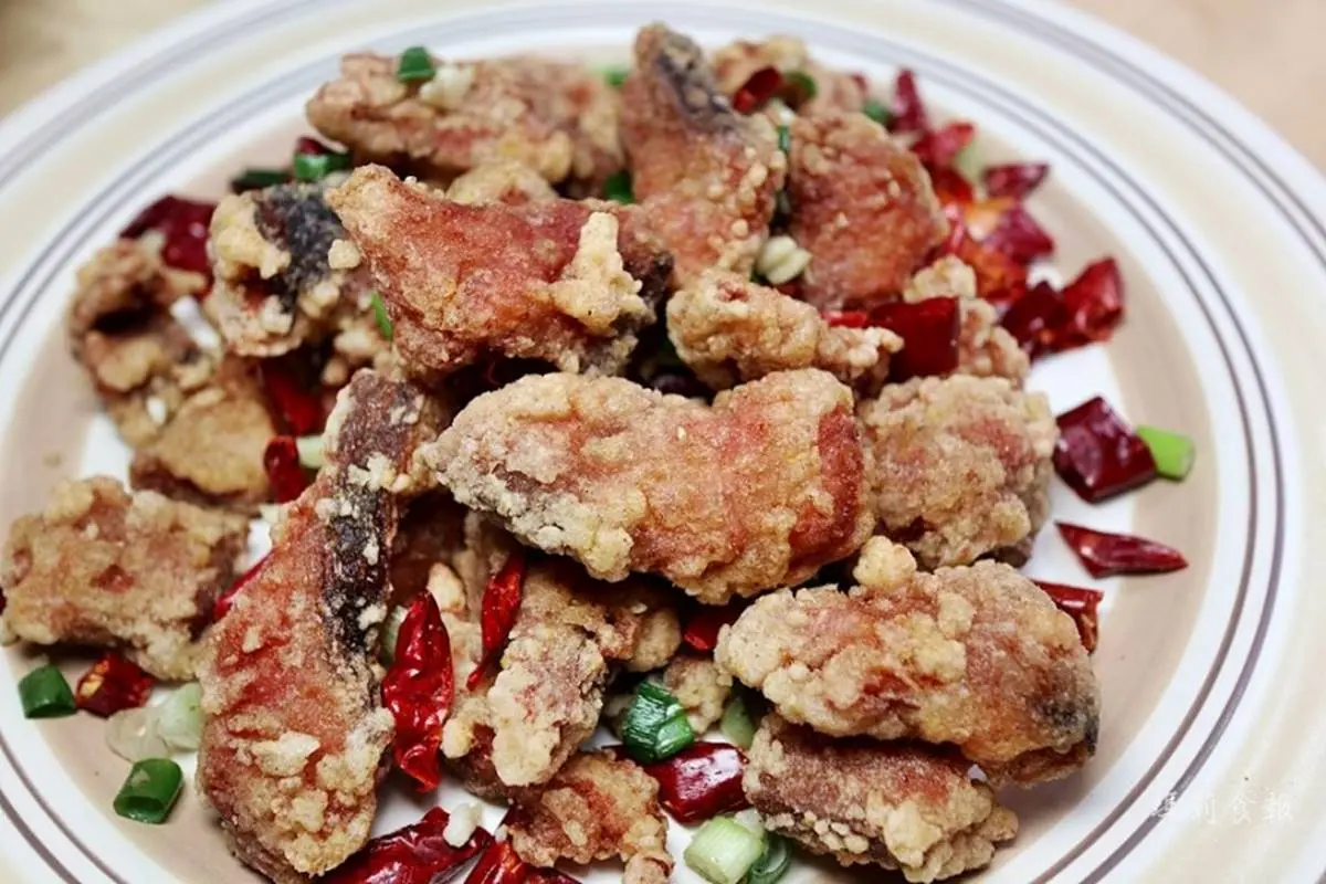 超佛心!人氣「海鮮餐廳」外帶5道菜只要600元,先嗑自製XO醬炒小卷、紅糟野生海鰻 超佛心!人氣「海鮮餐廳」外帶5道菜只要600元,先嗑自製XO醬炒小卷、紅糟野生海鰻