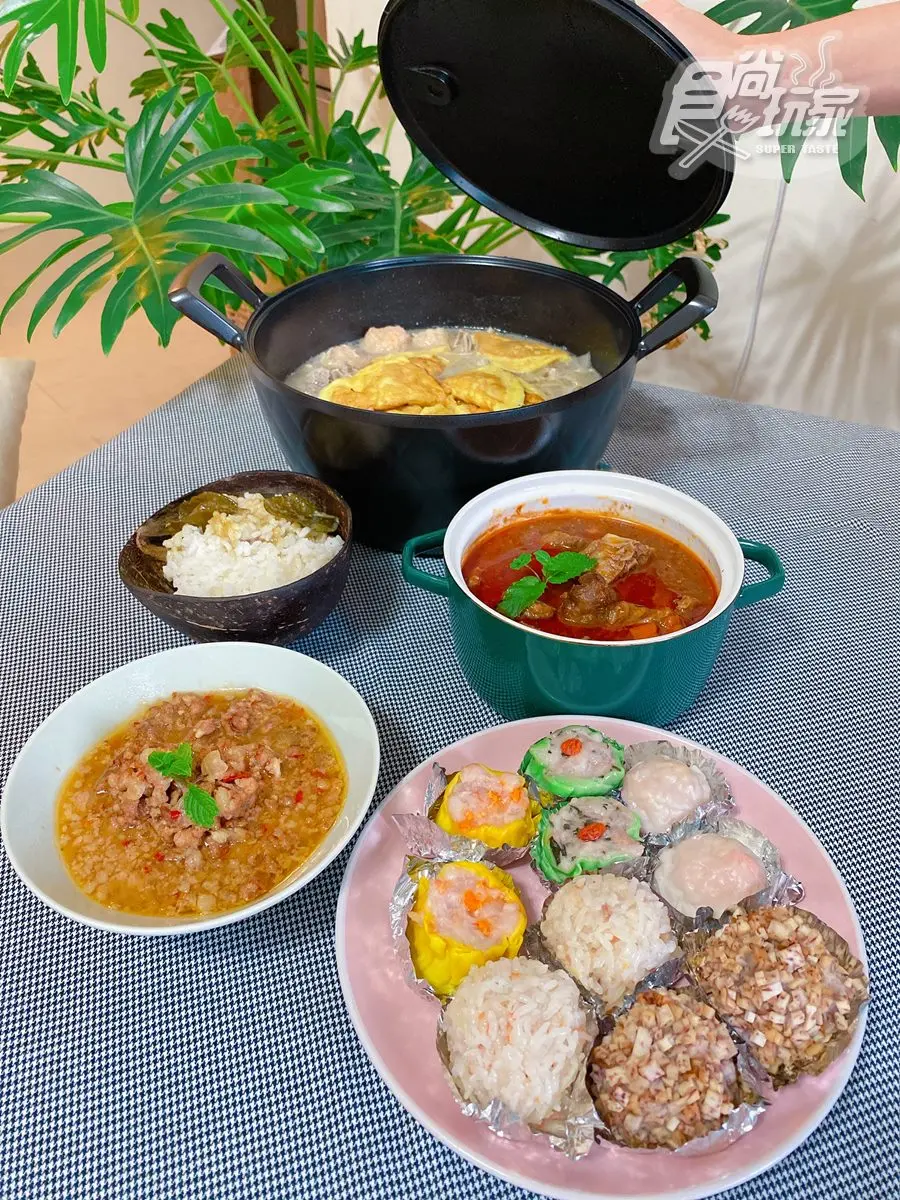 一秒飛到日港泰!超狂宅配爆料鍋「虎皮蛋餃」必吃,打卡港點、泰式白飯殺手在家像出國 一秒飛到日港泰!超狂宅配爆料鍋「虎皮蛋餃」必吃,打卡港點、泰式白飯殺手在家像出國