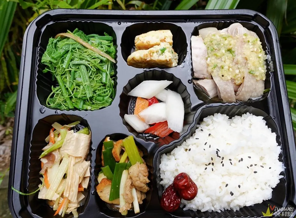 買就送紅棗茶!客家餐廳外帶先嗑超下飯「梅干扣肉」,加點「紅棗饅頭」自製刈包更唰嘴 買就送紅棗茶!客家餐廳外帶先嗑超下飯「梅干扣肉」,加點「紅棗饅頭」自製刈包更唰嘴