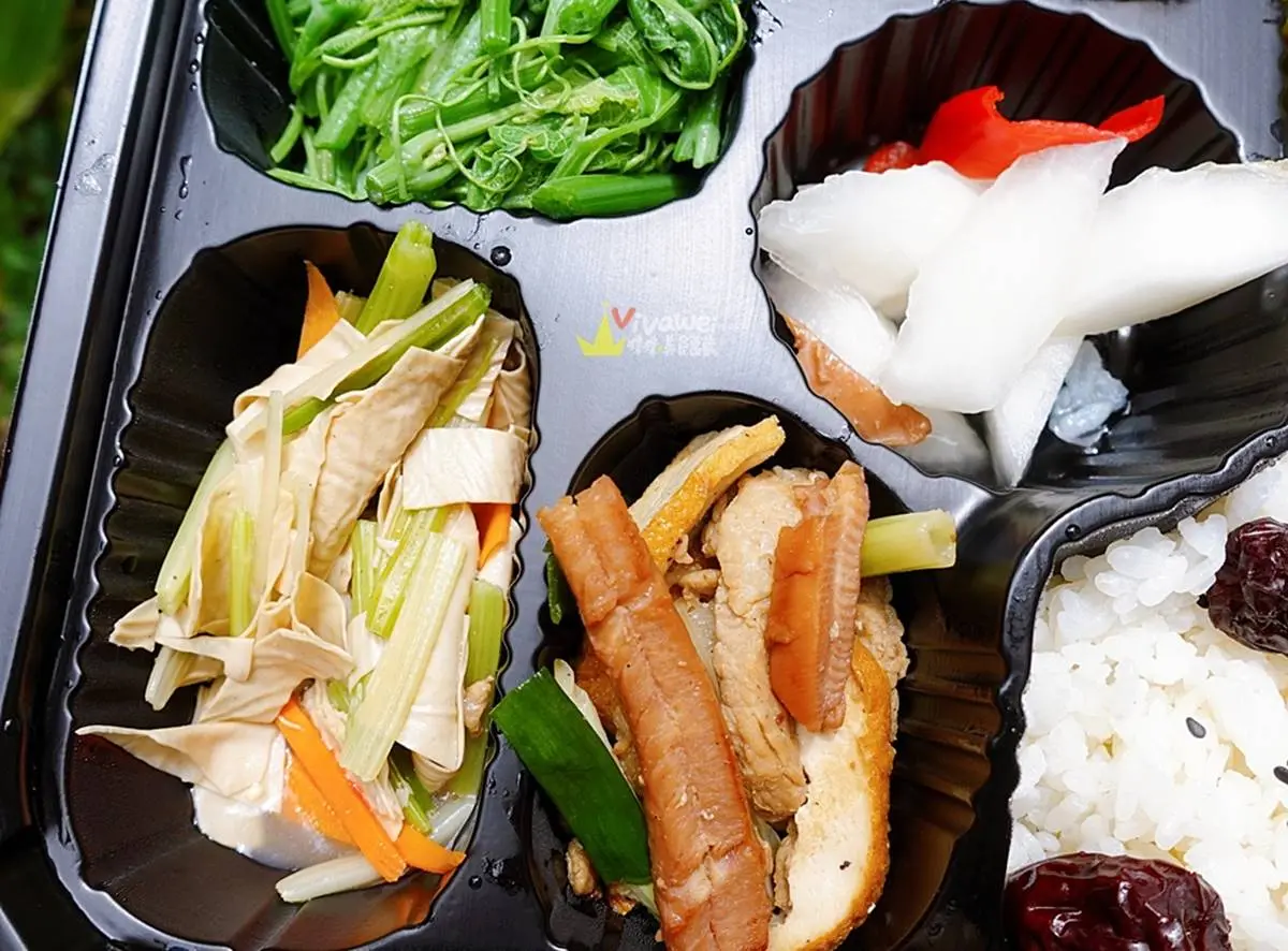買就送紅棗茶!客家餐廳外帶先嗑超下飯「梅干扣肉」,加點「紅棗饅頭」自製刈包更唰嘴 買就送紅棗茶!客家餐廳外帶先嗑超下飯「梅干扣肉」,加點「紅棗饅頭」自製刈包更唰嘴