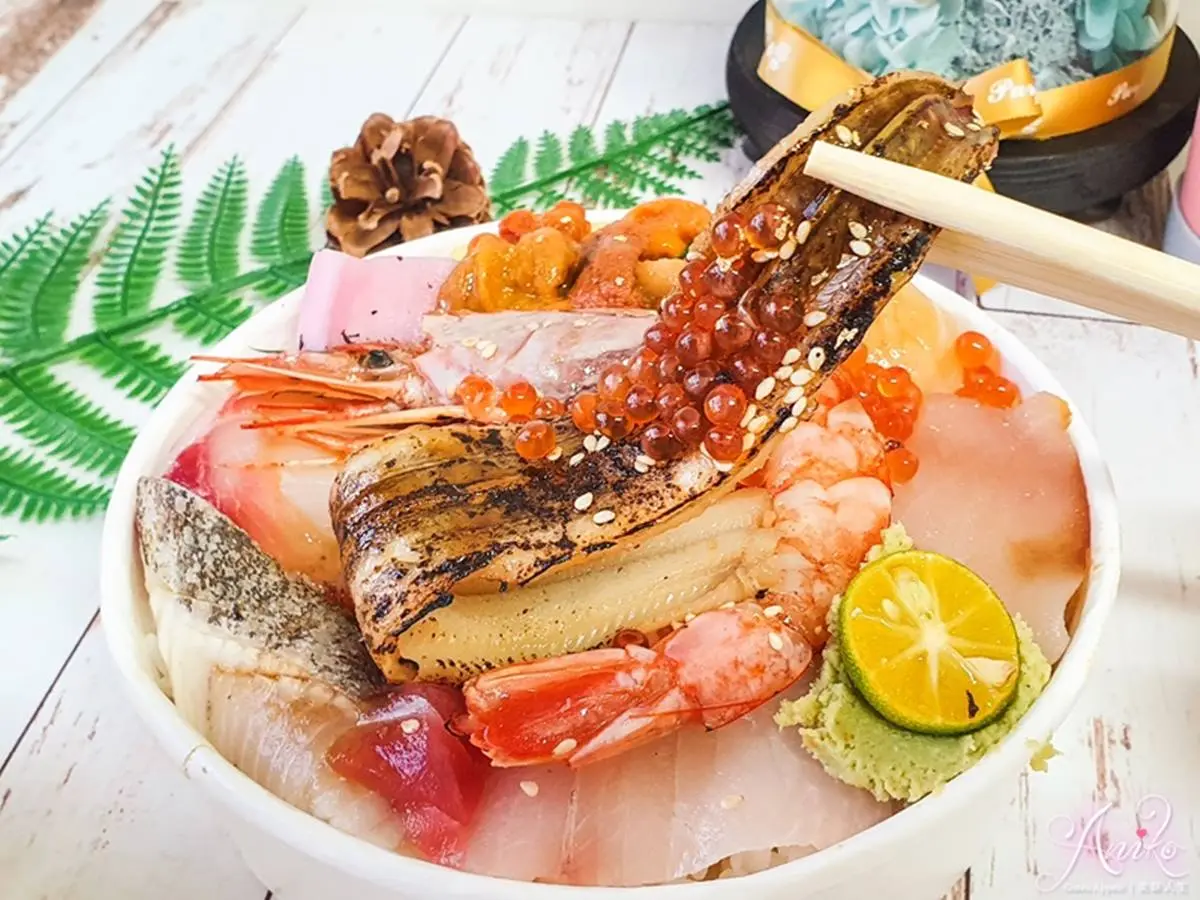 Google好評4.9星!高CP「生魚片丼飯」260元吃8種海鮮,加50元還可變套餐 Google好評4.9星!高CP「生魚片丼飯」260元吃8種海鮮,加50元還可變套餐