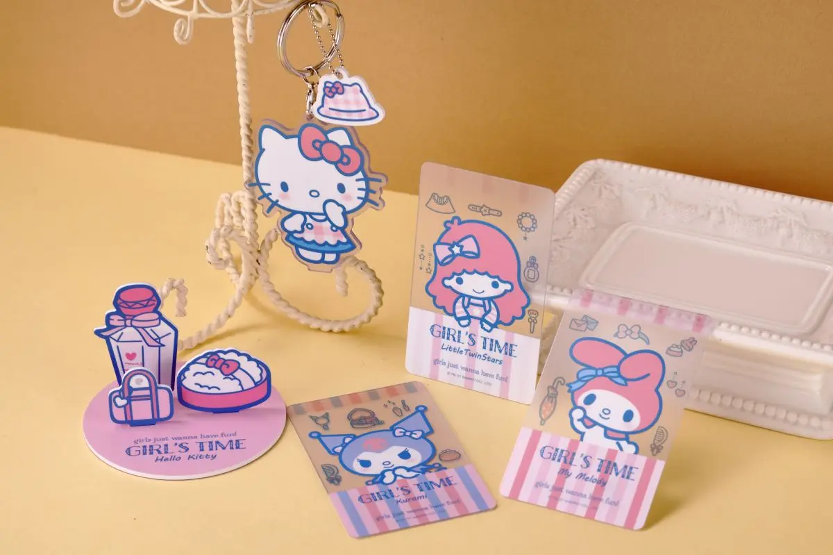 和Kitty度過「閨蜜時光」！新「三麗鷗童趣風」一卡通套組，美樂蒂、酷洛米也是座上賓