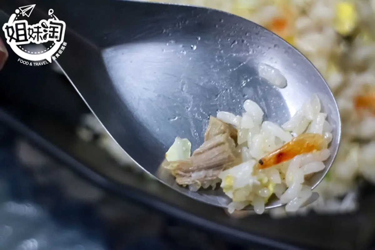 超有哏炒飯專賣!「蜂蜜蛋糕+肉鬆」嘗鮮必試,鎮店口味1次吃到「東港三寶」 超有哏炒飯專賣!「蜂蜜蛋糕+肉鬆」嘗鮮必試,鎮店口味1次吃到「東港三寶」