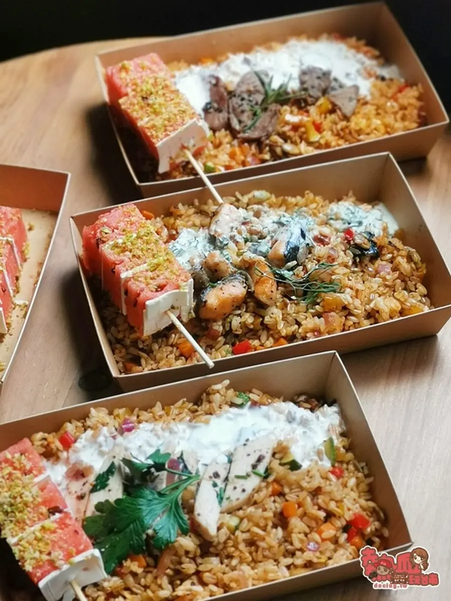 老闆是丹麥人!道地「北歐炒飯」撒滿堅果+大麥超唰嘴,嘗鮮必試香甜「西瓜起司串」 老闆是丹麥人!道地「北歐炒飯」撒滿堅果+大麥超唰嘴,嘗鮮必試香甜「西瓜起司串」